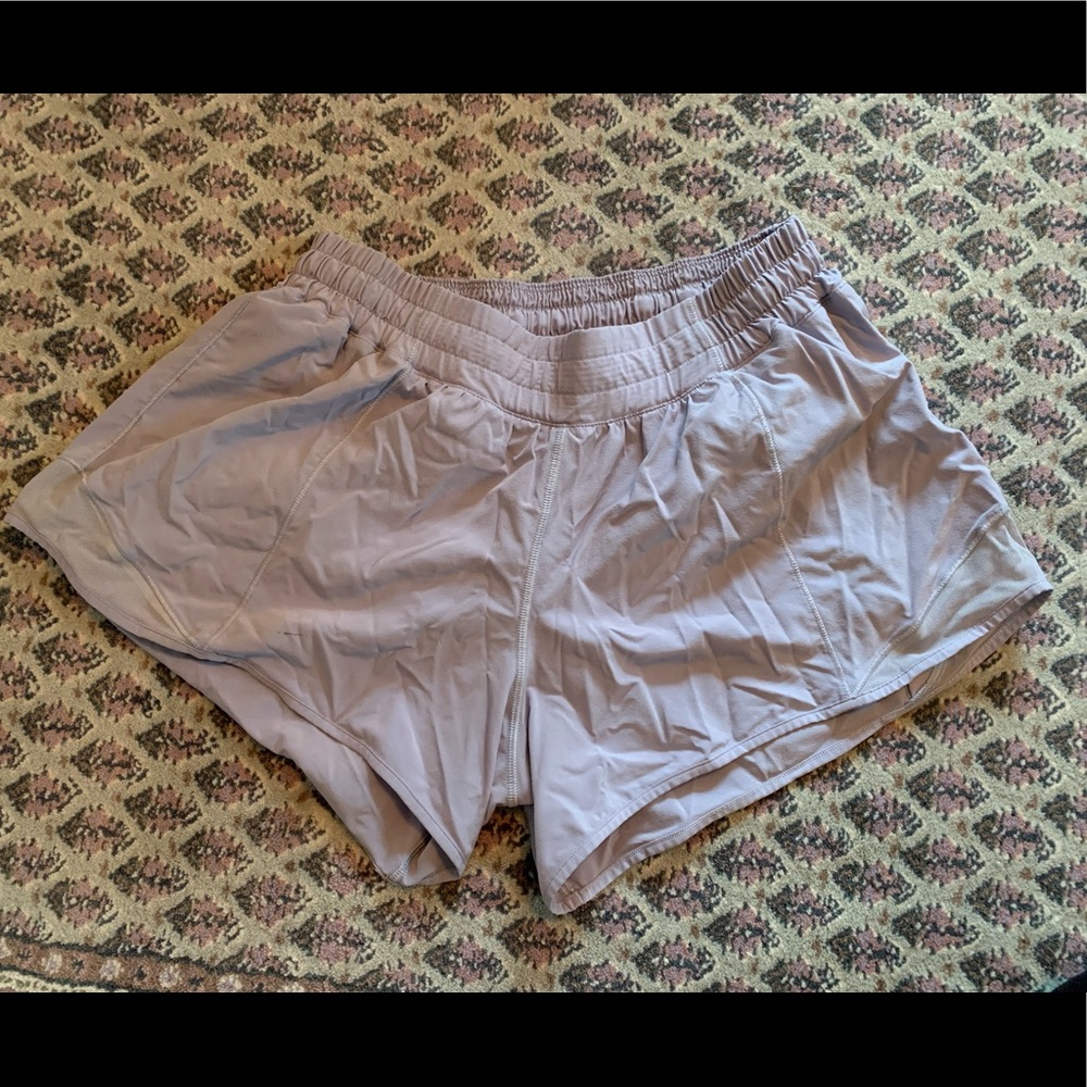 Lululemon Hotty Hot Short Lavender 10 Tall